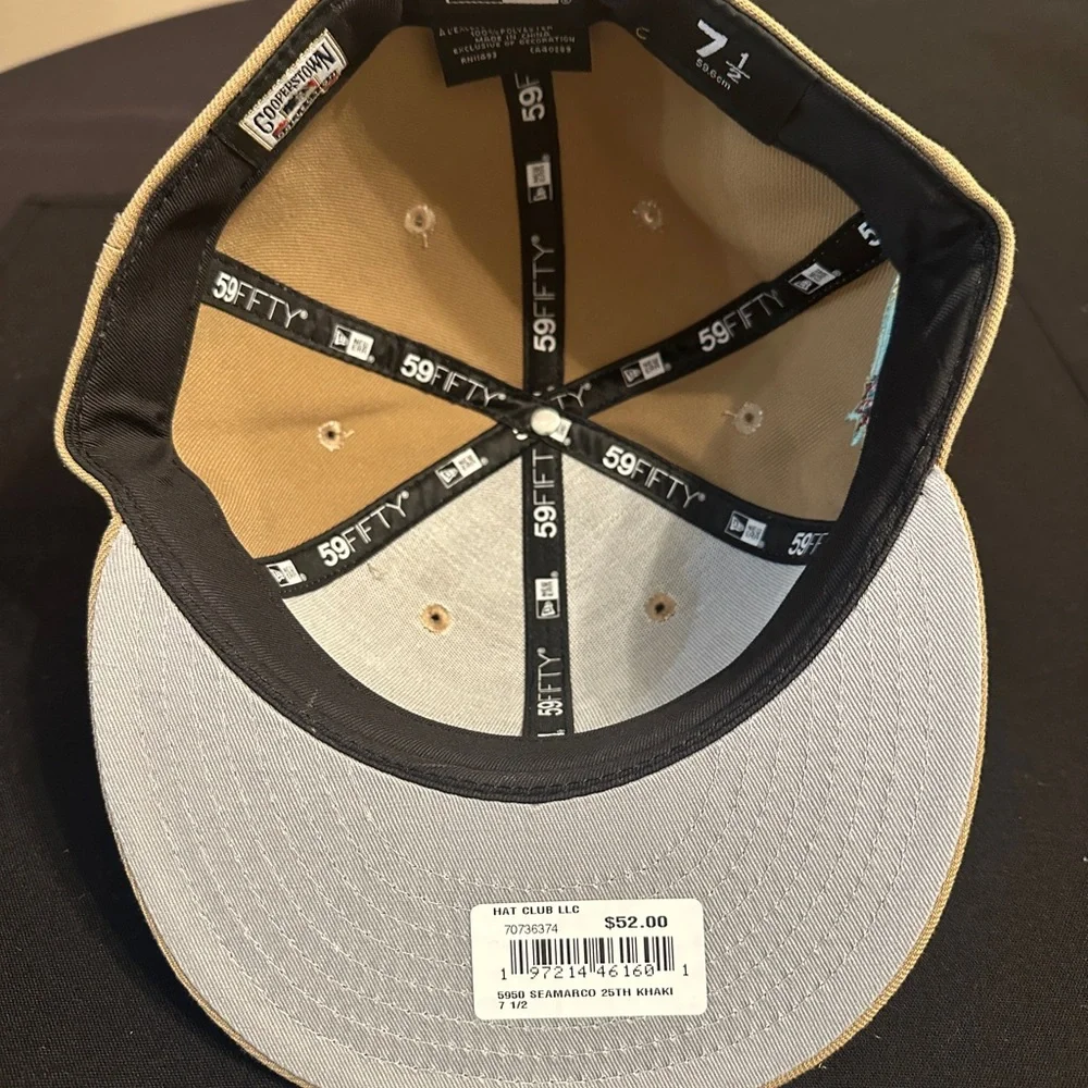 Hat Club Exclusive Seattle Mariners Size 7 1/2